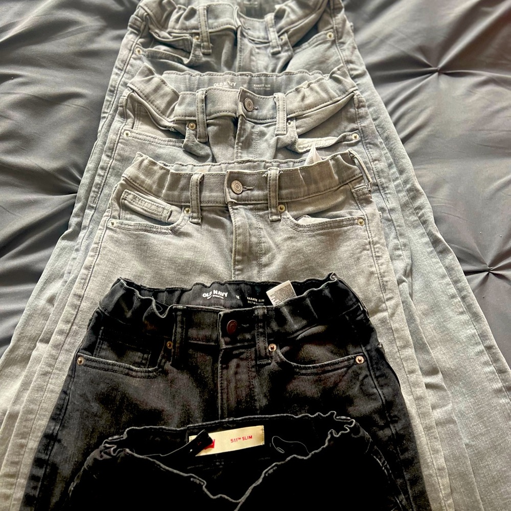 Old Navy/Levi jeans boys size 12.  3 gray and 2 black